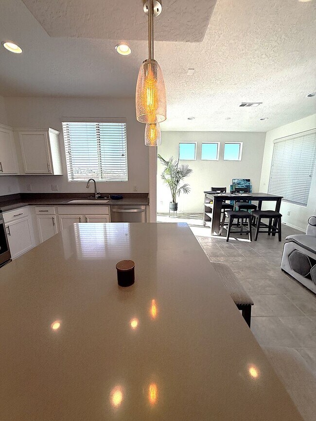 Foto del edificio - Villas de Los Soleras - Pristine 3 bdr, 2 ...