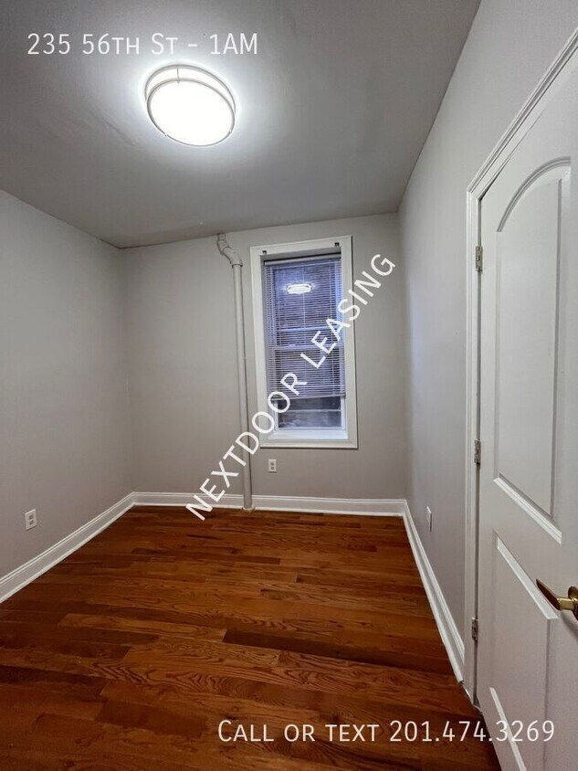 Foto del edificio - 235 56th St