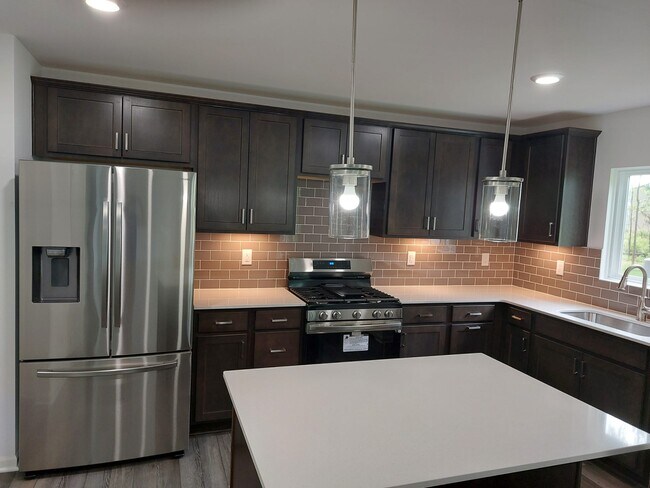 Foto del edificio - 9153 Dogwood Ln