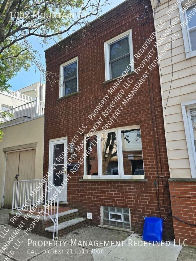 Primary Photo - 1002 Mountain St