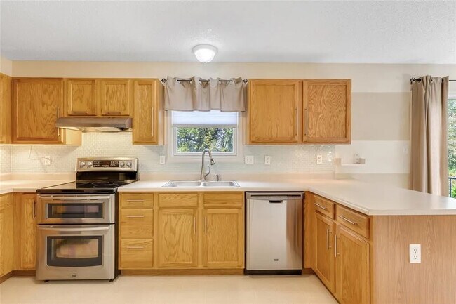 Foto del edificio - 533 Donna Marie Dr