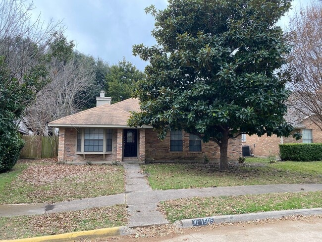 Nice Single Family Home in Cedar Hill - Nice Single Family Home in Cedar Hill