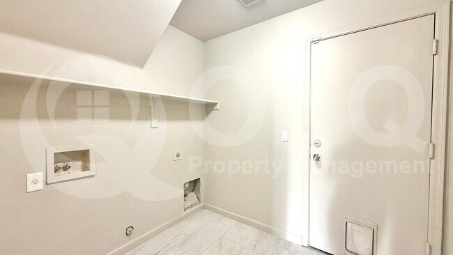 Foto del edificio - 6827 W Citrus Way