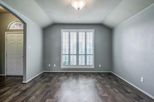 Building Photo - 10405 Lynnhaven Pl