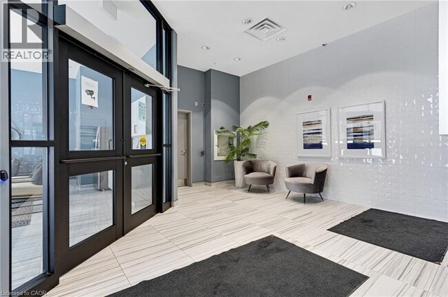 Photo du bâtiment - 195 Commonwealth St