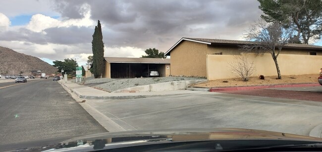 Building Photo - 19211 California 18