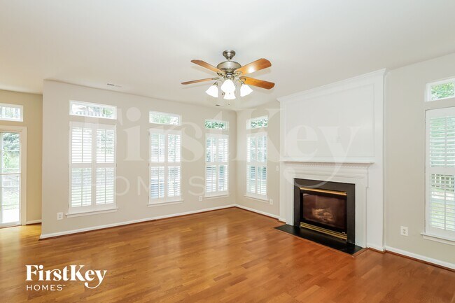 Building Photo - 2108 Pineapple Ct