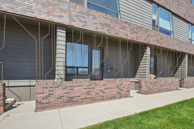 Building Photo - 3925 Inca St