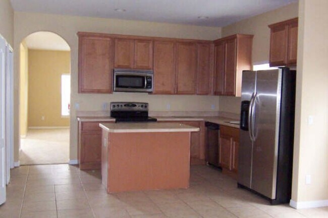 Foto del edificio - Spacious 4/2 in a Great Community!