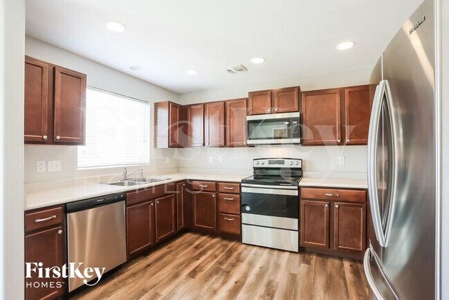 Foto del edificio - 227 S Newbern Ct