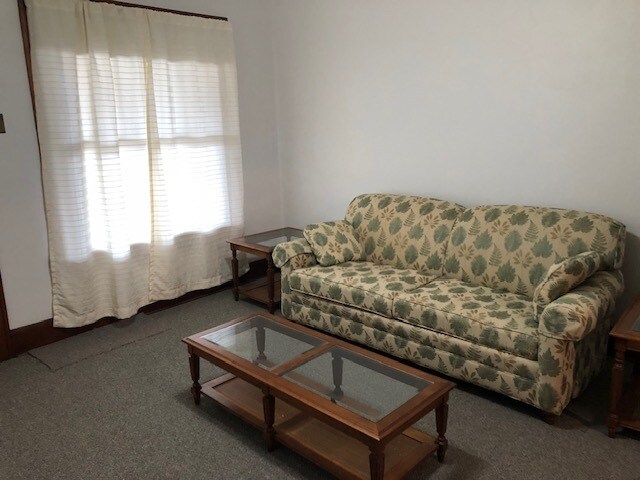 Foto del edificio - 1309 Woodlawn Ave