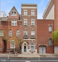 Building Photo - 238 S 13th St