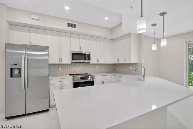 Foto del edificio - 286 Indies Dr E