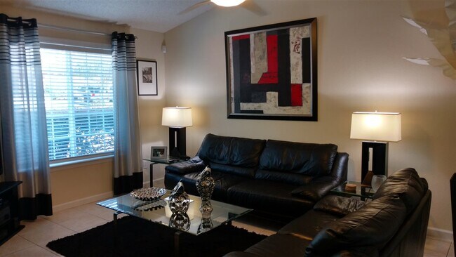 Foto del edificio - 2477 Emerald Ridge Loop