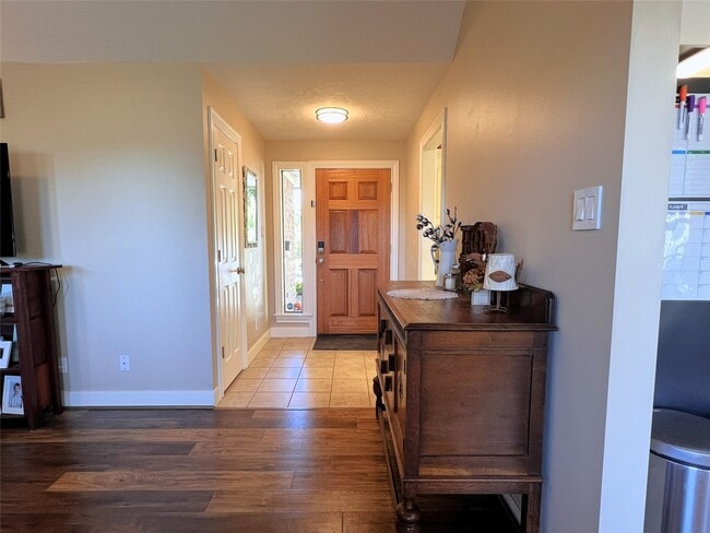 Building Photo - 2401 Will St