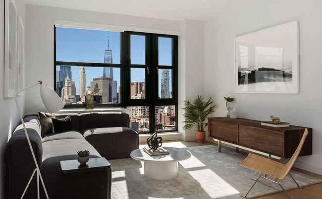 Building Photo - 435 W 47th St