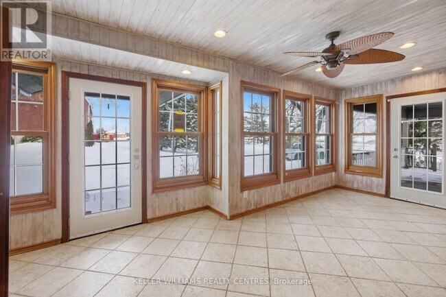 Photo du bâtiment - 3664 Line 8