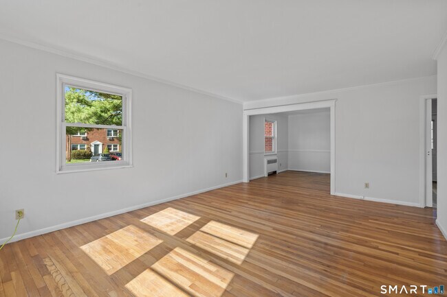 Foto del edificio - 134 Blachley Rd