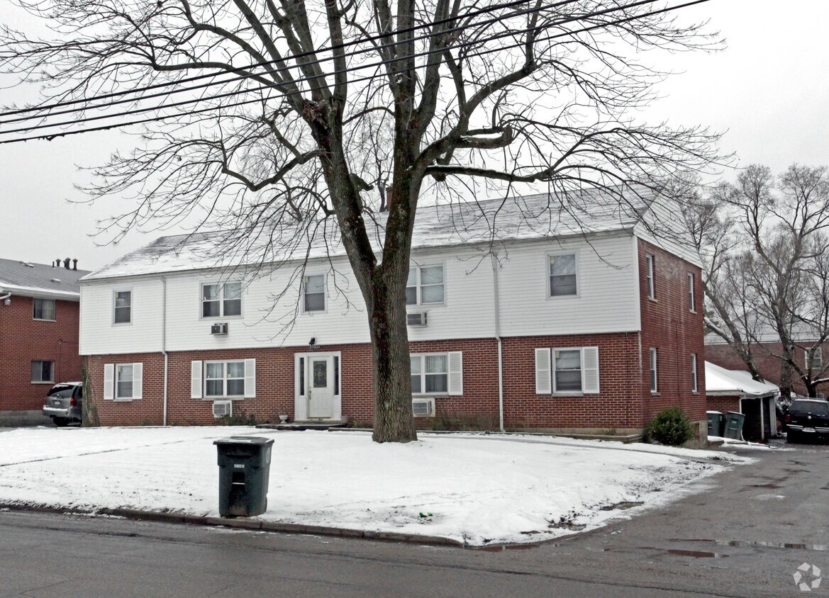 Building Photo - 1120 W Hillcrest Ave