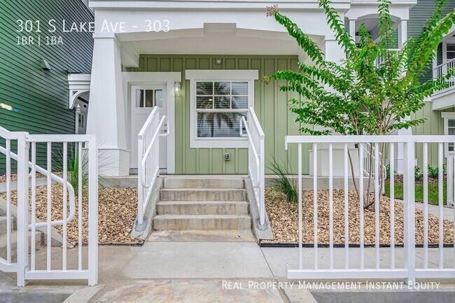 Building Photo - 301 S Lake Ave