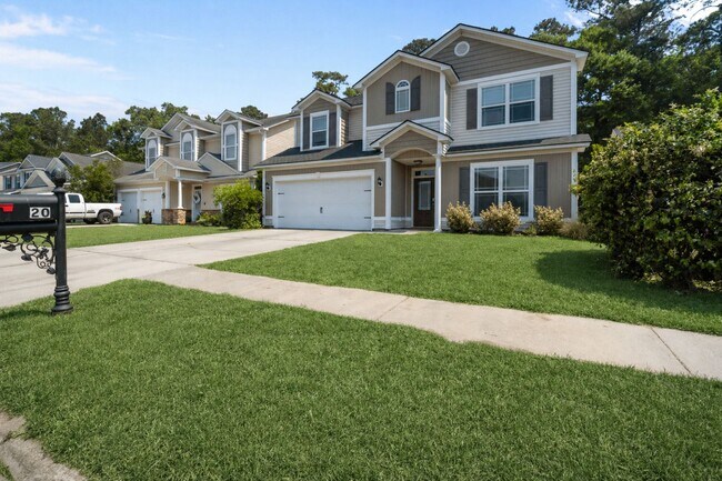 Foto del edificio - Comfort Meets Space in This Beautiful Chapel Park 4-Bedroom Home