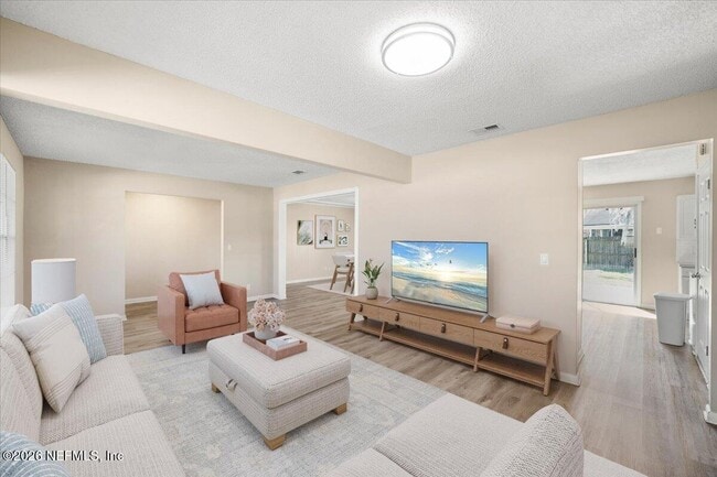 Building Photo - 1691 Balsa Ct