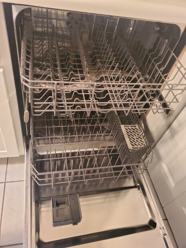 New dishwasher. - 17067 Sandalwood Creek Dr