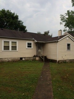 Building Photo - 529 Nutwood St