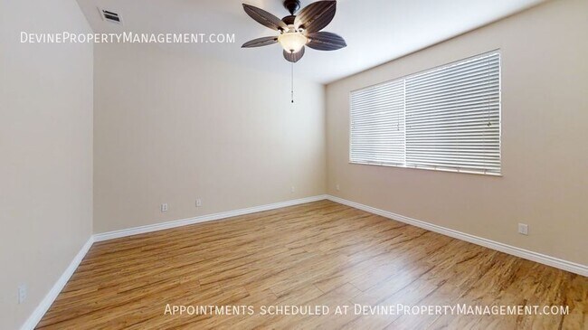 Foto del edificio - 916 Essex Rd