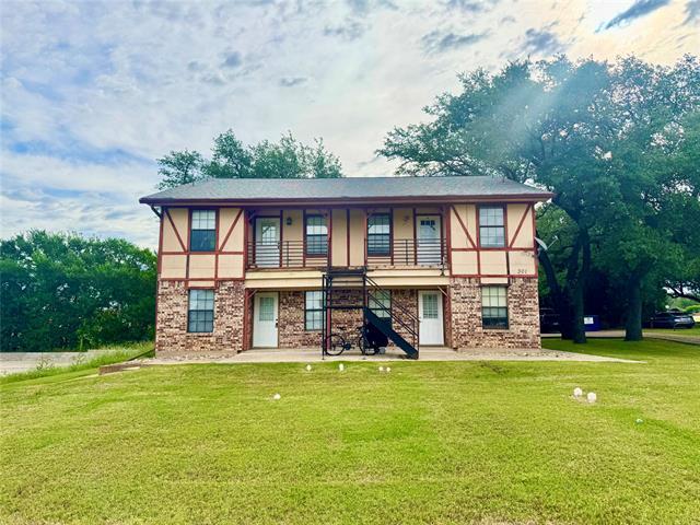 Building Photo - 301 Shady Grove Dr