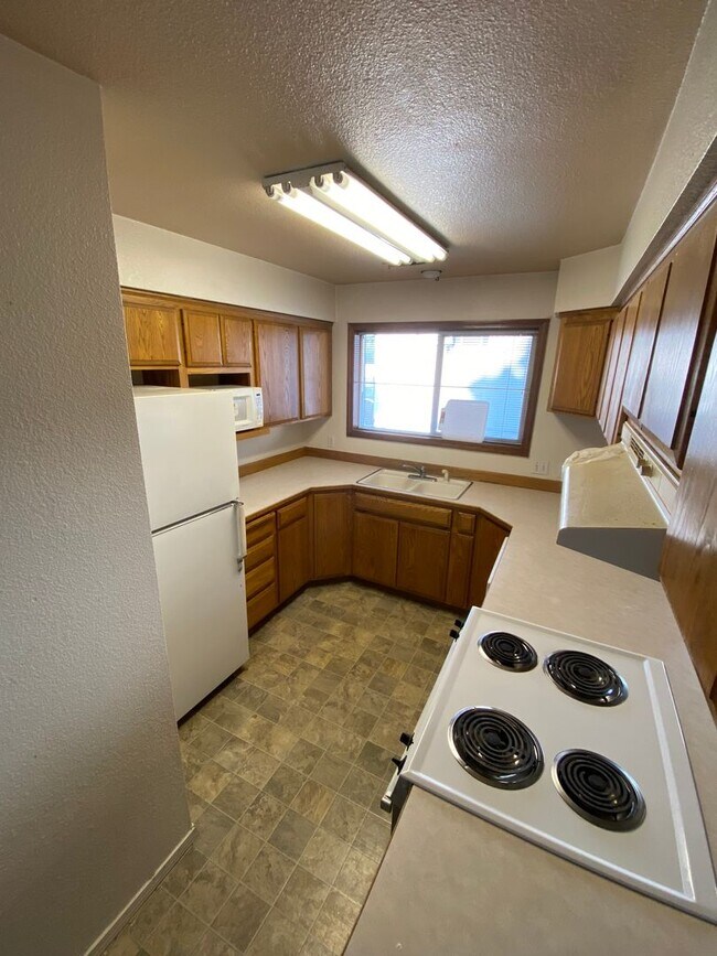 Foto del edificio - 522 W. Summit Avenue