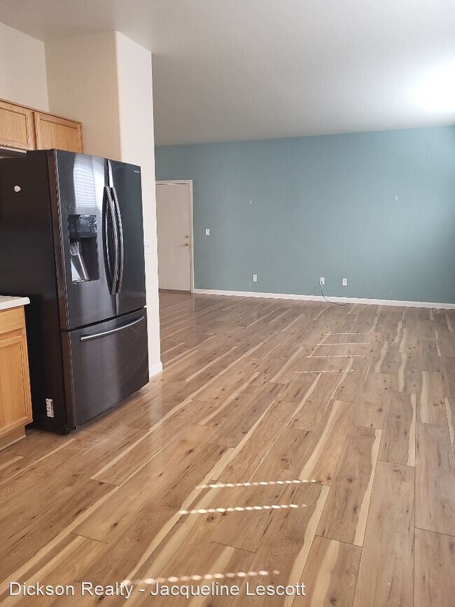 Building Photo - 3 br, 2 bath House - 2396 Sapphire Ridge Way