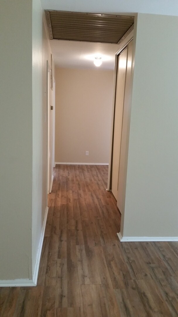 Foto del edificio - Great 3 bedroom 2 bath rancher at an amazi...