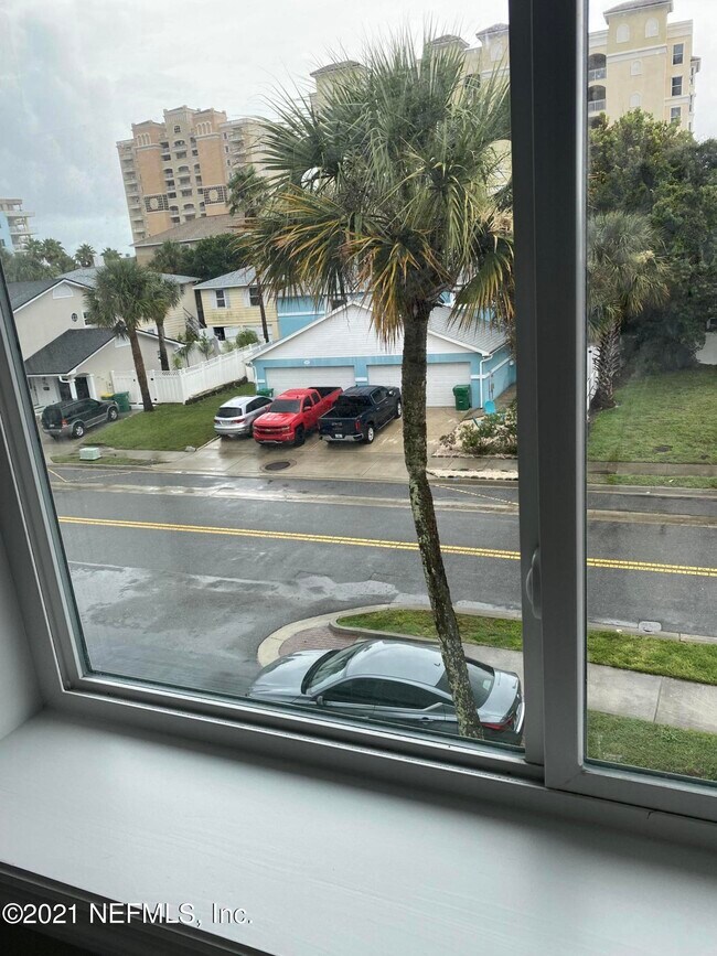 201 10th Ave N Unit 301, Jacksonville Beach, FL 32250 Condo for Rent
