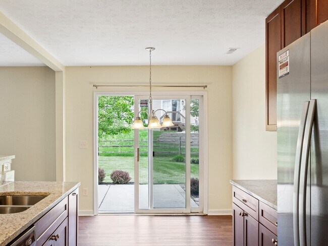 Building Photo - 7694 Hillsdowne Cir
