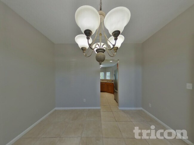 Foto del edificio - 12878 Dunns View Dr