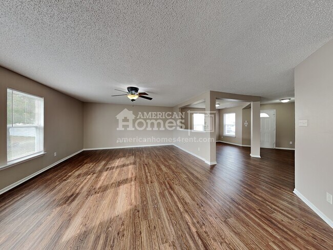 Foto del edificio - 10431 Kings Gap Way