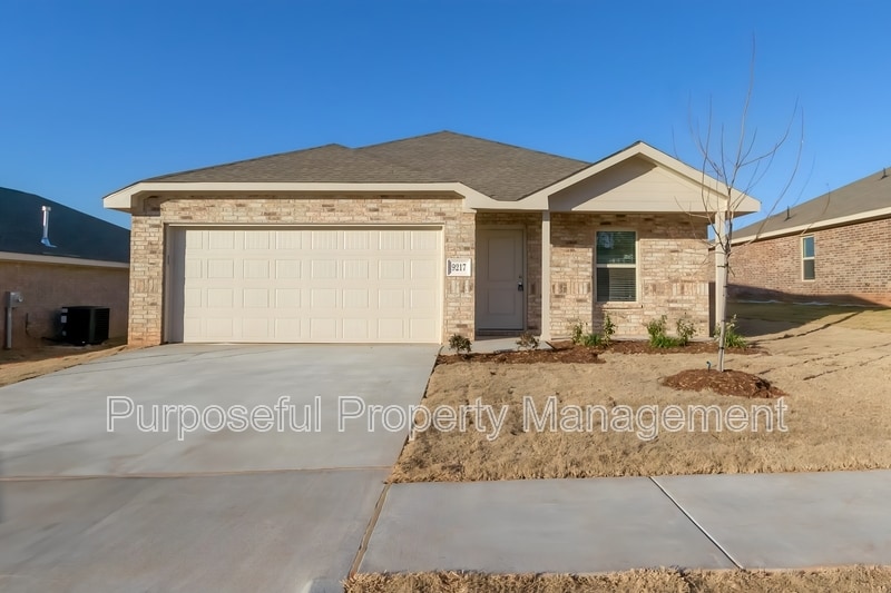 Photo - 9217 Southwest 20th Street