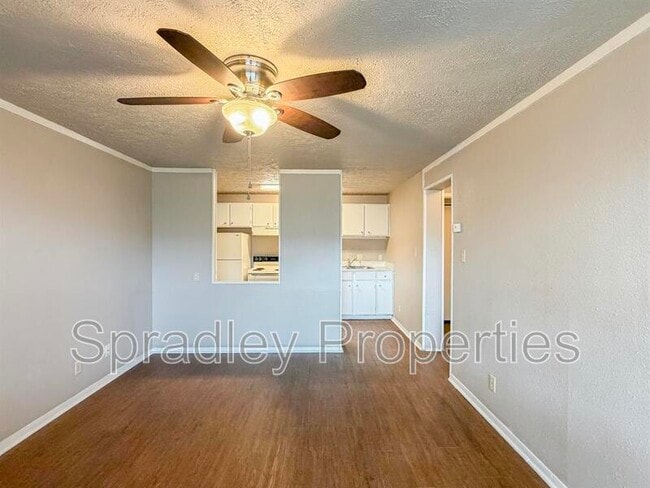 Building Photo - 608 John Paul Jones Dr