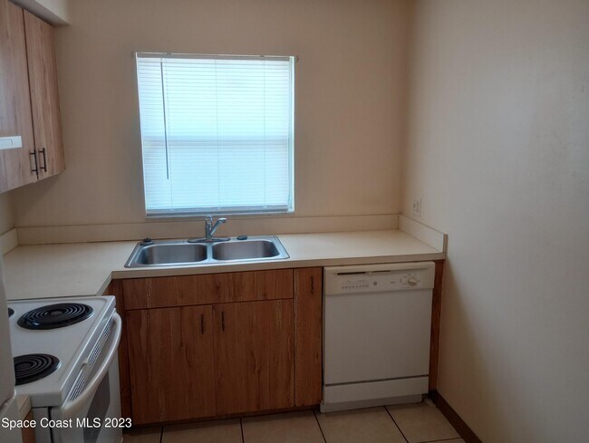Foto del edificio - 1514 Clearlake Rd