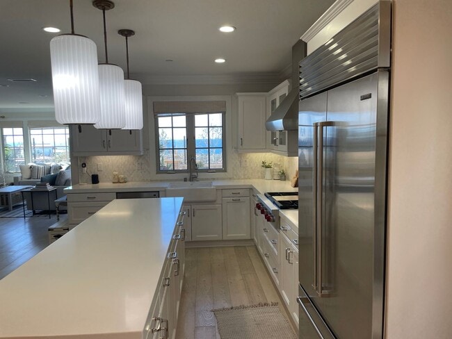 Building Photo - 3 bd/3.5 Ba Sea Summit Panoramic Ocean Vie...