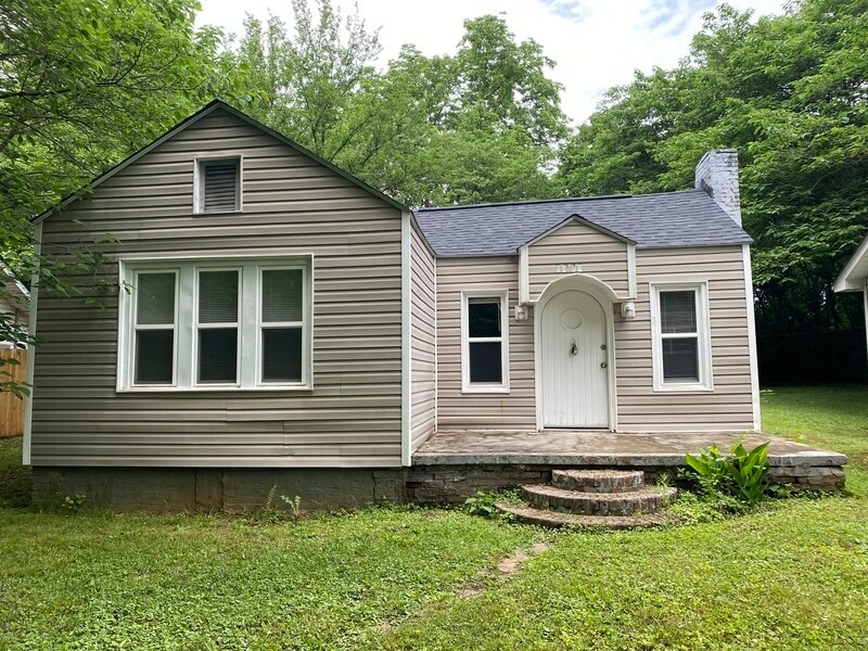 Foto principal - 3224 Lakeview St