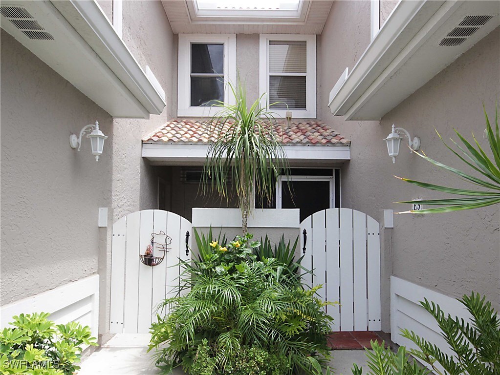 Primary Photo - 402 Emerald Bay Cir