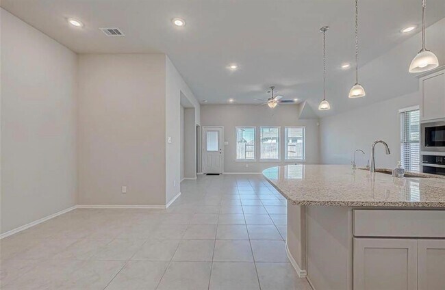 Foto del edificio - 1330 Munson Valley Rd