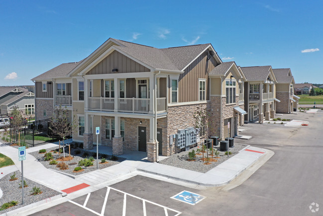 Building Photo - Springs At Eagle Bend