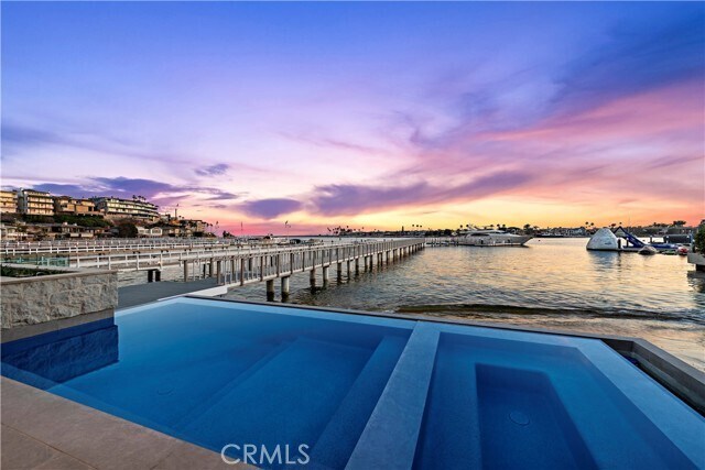 Building Photo - 2209 Bayside Dr