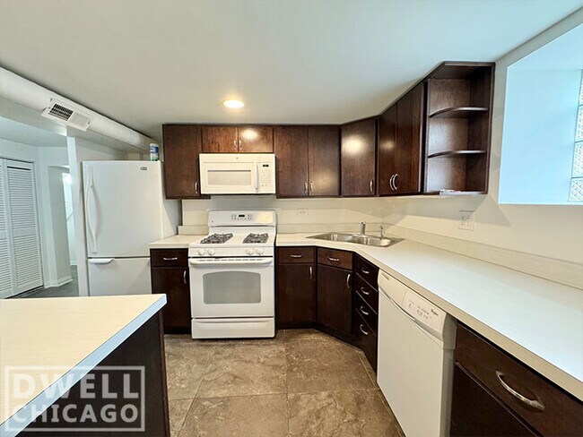 Foto del edificio - 2456 N Francisco Ave