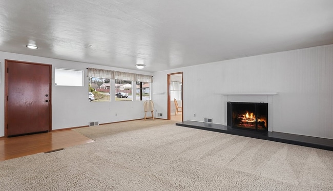 Building Photo - 236 Farallone Ave