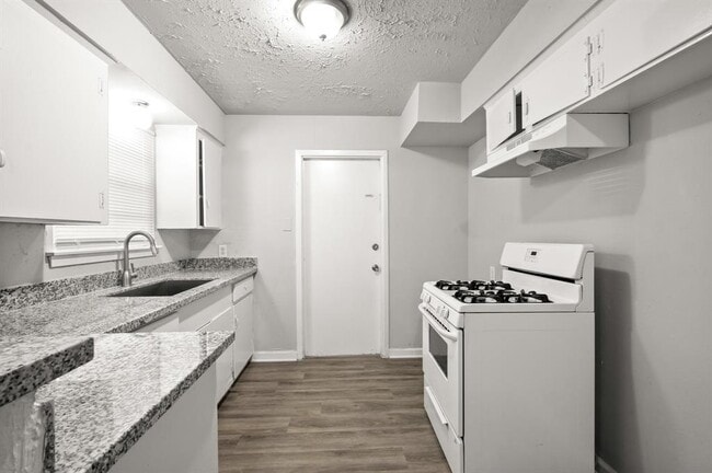 Building Photo - 11207 Lera St