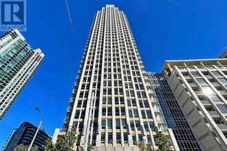 Building Photo - 628-628 Fleet St